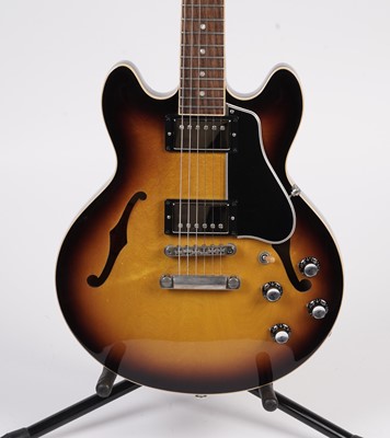 Lot 163 - A Gibson Custom ES 339