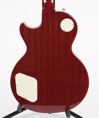 Lot 92 - An Epiphone Les Paul 1960 Tribute Plus