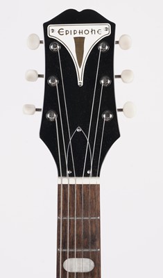 Lot 93 - An Epiphone Crestwood Custom Tremotone