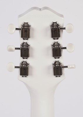 Lot 93 - An Epiphone Crestwood Custom Tremotone