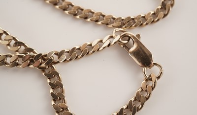 Lot 95 - A 9ct yellow gold curb link chain necklace