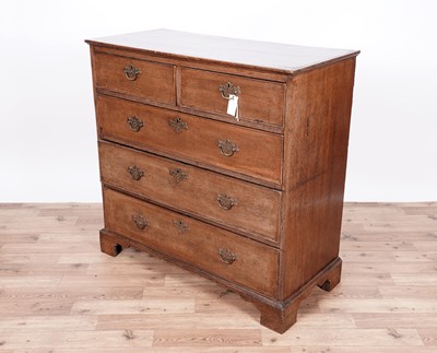 Lot 118 - A George III oak chest of drawers