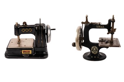 Lot 716 - A Singer Manufacturing Co. USA Model 20; and a Vulcan child’s sewing machine