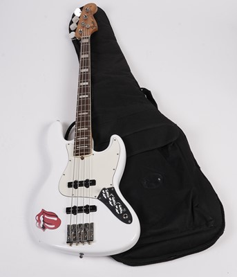 Lot 212 - A 1971 Fender jazz bass