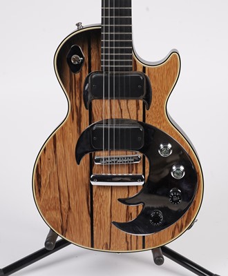 Lot 194 - A Gibson Limited Edition 'Dust Tiger' Les Paul