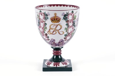 Lot 473 - ﻿A Royal Doulton Wemyss Centenary decorative ceramic goblet