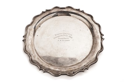 Lot 314 - An Edwardian silver presentation salver