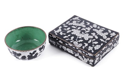 Lot 387 - A Chinese cloisonne jewellery box and a Chinese cloisonne bowl