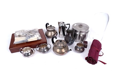 Lot 361 - A selection of silver plated wares