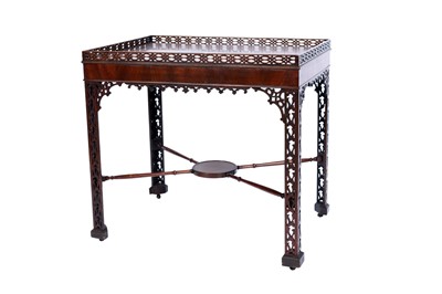 Lot 459 - A George III mahogany silver table