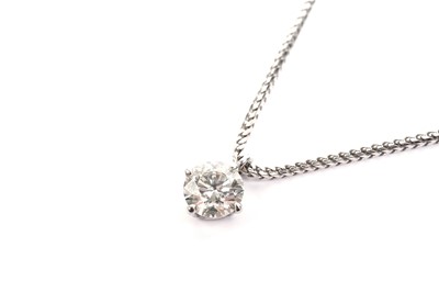 Lot 736 - A single stone solitaire diamond pendant