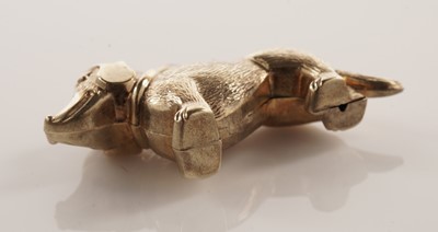 Lot 211 - A selection of gold jewellery