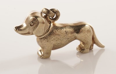 Lot 211 - A selection of gold jewellery