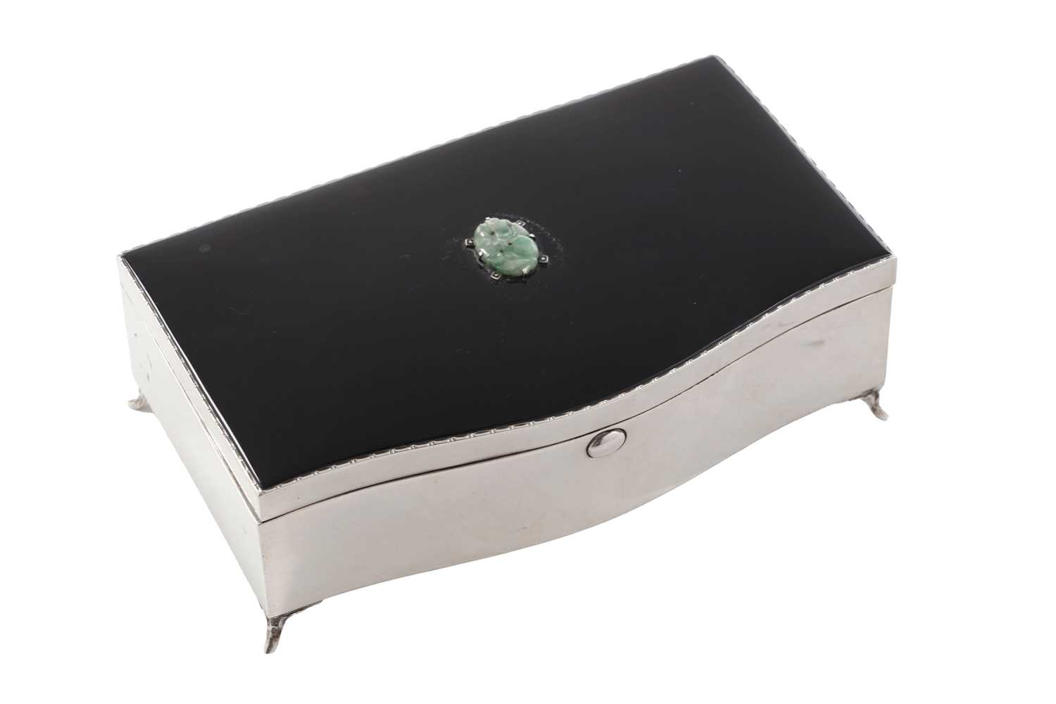 Lot 387 - An art deco silver jewellery box