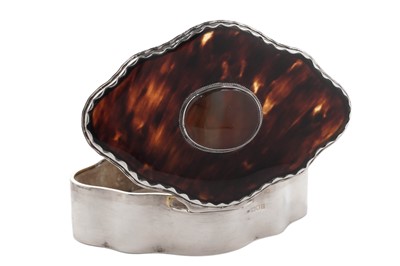 Lot 396 - An Edwardian silver mounted jewel box