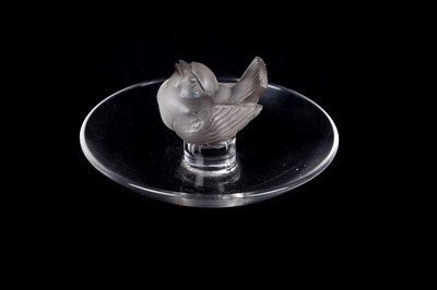 Lot 1017 - A Lalique Pinson cendrier