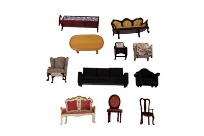 Lot 249 - A collection of modern doll’s house furniture