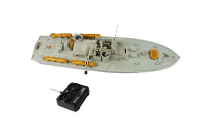 Lot 194 - A radio-controlled model of a torpedo boat with control