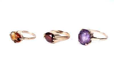 Lot 236 - Three gemstone set rings