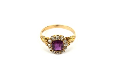 Lot 601 - A Victorian ruby and diamond cluster ring