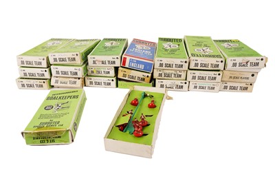 Lot 289 - Boxed Subbuteo table soccer classic heavyweight .00 scale football teams