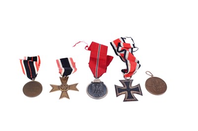 Lot 162 - A selection of German Second World War medals