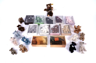 Lot 227 - Steiff Club miniature teddy bears; plus four others