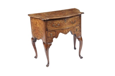 Lot 1444 - An early 19th Century Dutch walnut marquetry lowboy