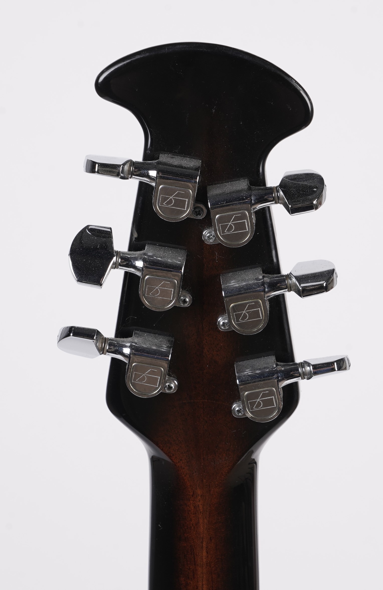 Lot 118 - An Ovation 1712 custom Balladeer