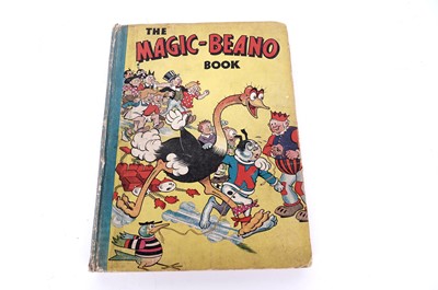 Lot 1021 - The Magic-Beano Book 1943