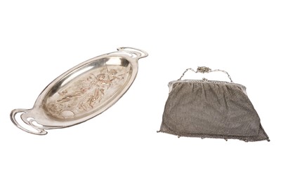 Lot 449 - An Art Nouveau silver plated copper tray and a lady's chainmail purse