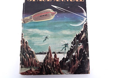 Lot 295 - Vintage British Sci-Fi annuals and comics; together with press-out flying models