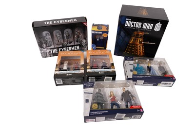 Lot 341 - A collection of boxed Dr Who figurines; and other items