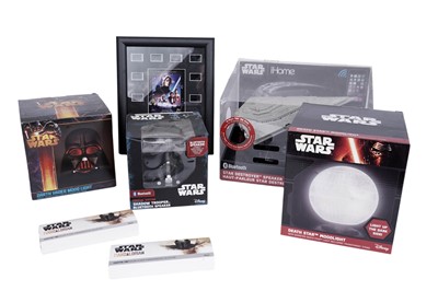 Lot 321 - A selection of boxed Star Wars collectibles; and a framed collection of film cells