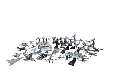 Lot 134 - A collection of metal model aircrafts