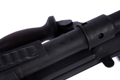 Lot 536 - A deactivated British Bren Light Machine Gun