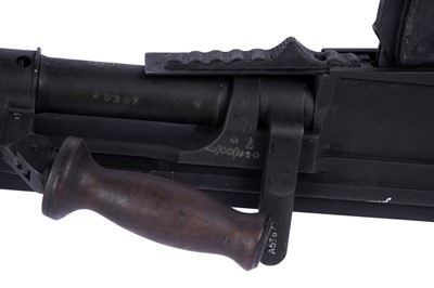 Lot 536 - A deactivated British Bren Light Machine Gun