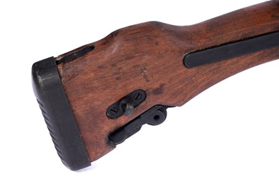 Lot 536 - A deactivated British Bren Light Machine Gun