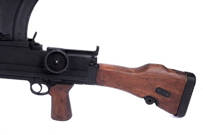 Lot 536 - A deactivated British Bren Light Machine Gun