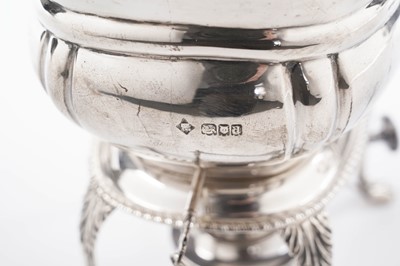 Lot 72 - A George V silver spirit kettle