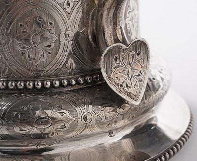 Lot 171 - A Victorian silver flagon with a cylindrical body