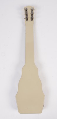 Lot 132 - A Gibson BR-9 lap steel guitar and case