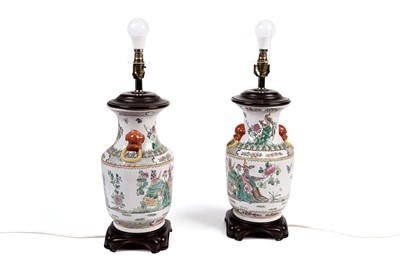 Lot 306a - A pair of modern decorative Chinese Famille Rose porcelain table lamps