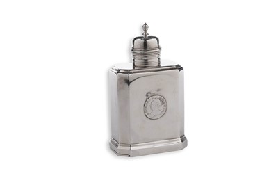 Lot 99 - A George V silver tea caddy