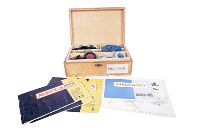 Lot 210 - ﻿A collection of Meccano and Meccano manuals contained in a wooden box