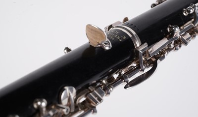 Lot 16 - A Howarth London oboe