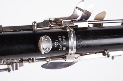 Lot 16 - A Howarth London oboe