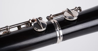 Lot 16 - A Howarth London oboe