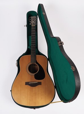 Lot 107 - A Yamaha FG-180 Red Label