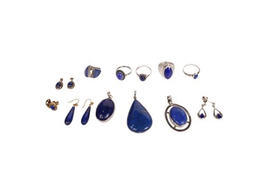 Lot 65 - A selection of lapis lazuli jewellery